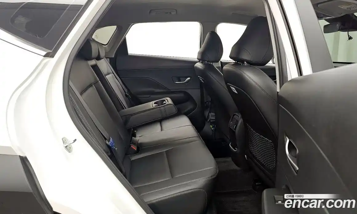 Hyundai Kona 2024 1.6 гидро в Москве № 1536976, фото 18