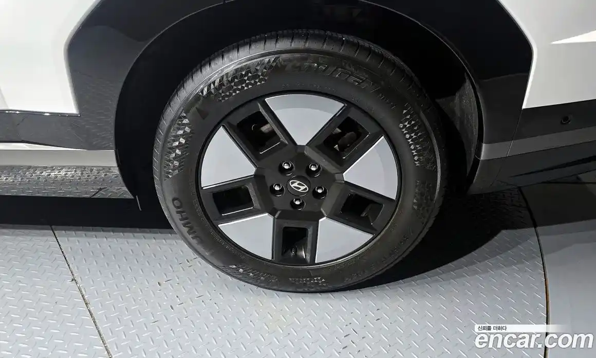 Hyundai Santa Fe 2024 1.6 гидро в Москве, фото 7