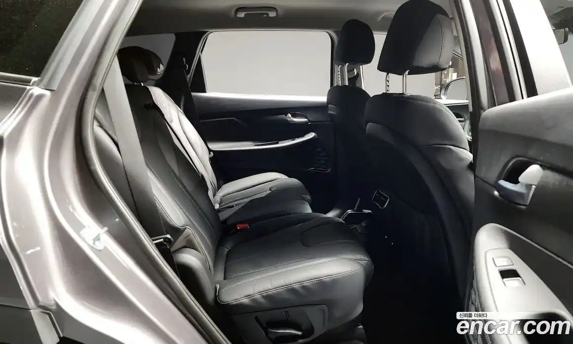 Hyundai Santa Fe 2023 2.2 гидро в Москве, фото 17