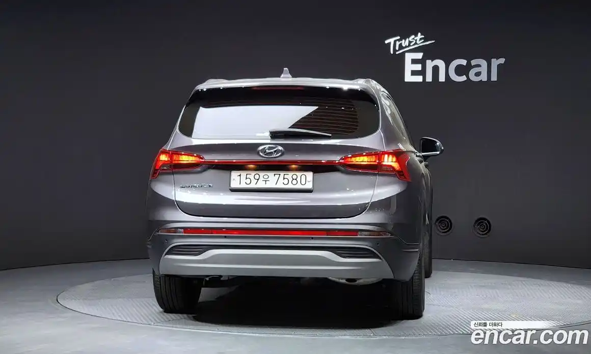 Hyundai Santa Fe 2023 2.2 гидро в Москве, фото 4