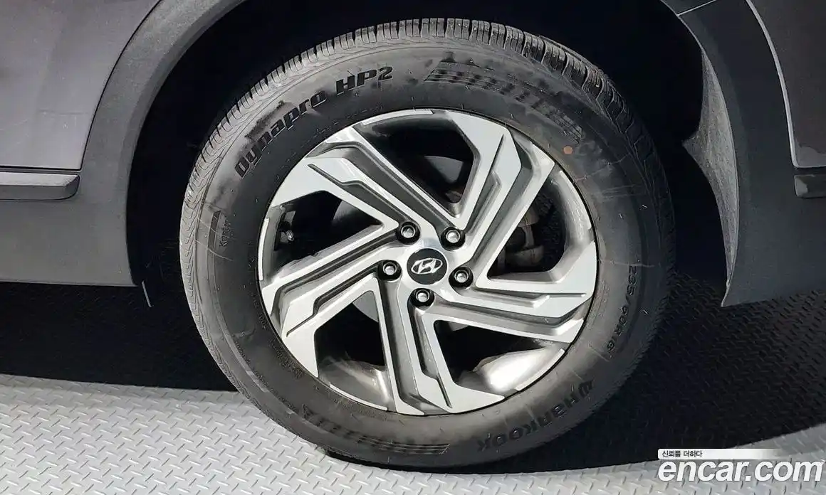 Hyundai Santa Fe 2023 2.2 гидро в Москве, фото 7