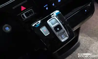 Hyundai Staria 2021 3.5 гидро в Москве № 1537599, миниатюра 12