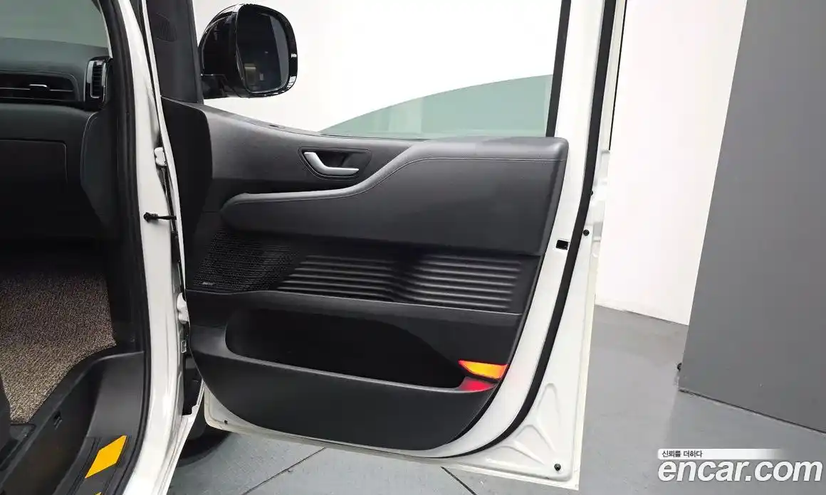 Hyundai Staria 2021 3.5 гидро в Москве № 1537599, фото 14