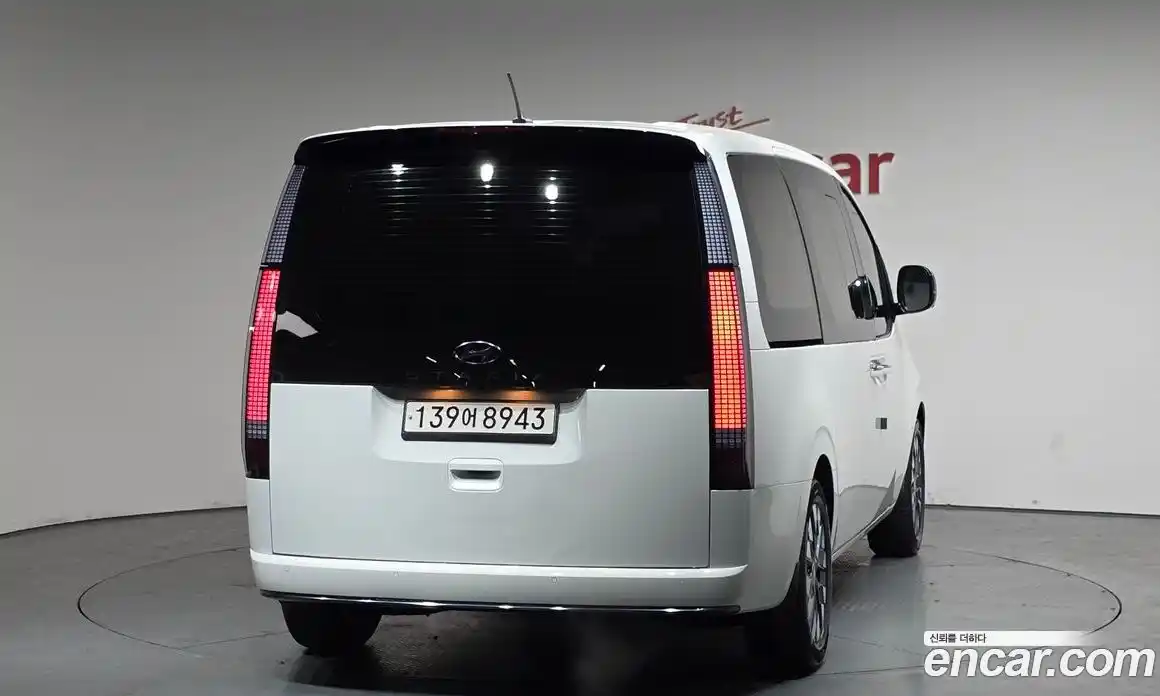 Hyundai Staria 2021 3.5 гидро в Москве № 1537599, фото 4