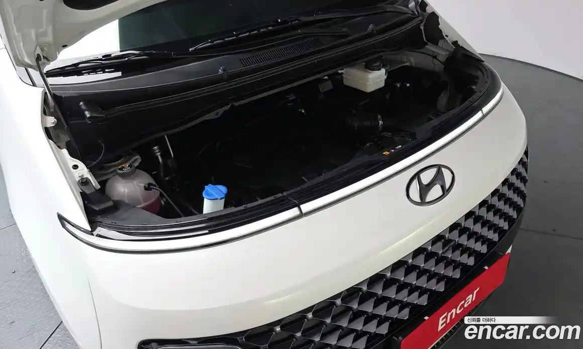 Hyundai Staria 2021 3.5 гидро в Москве № 1537599, фото 6