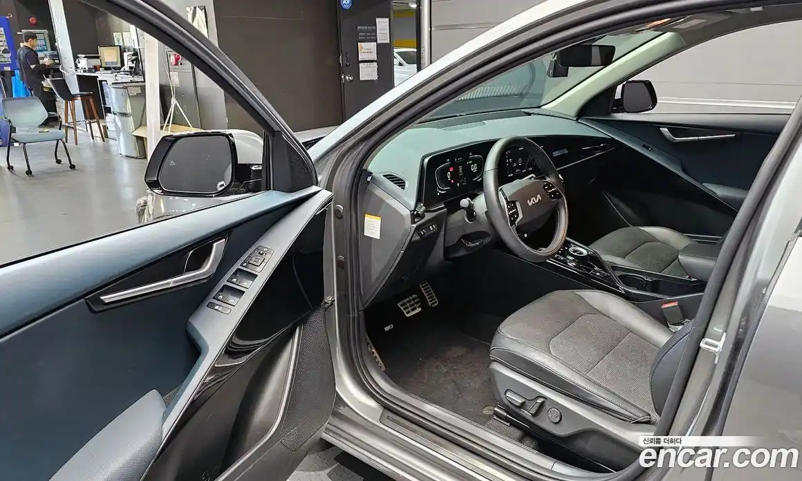 Kia Niro 2022 1.6 гидро в Москве № 1611260, фото 13