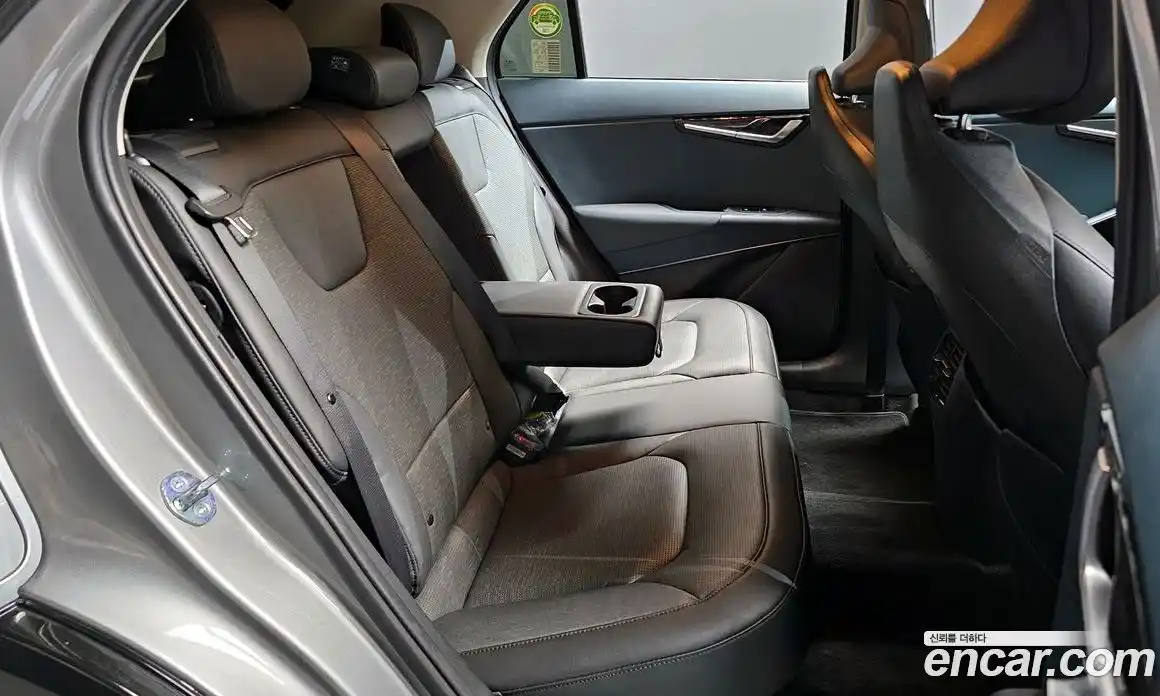 Kia Niro 2022 1.6 гидро в Москве № 1611260, фото 18