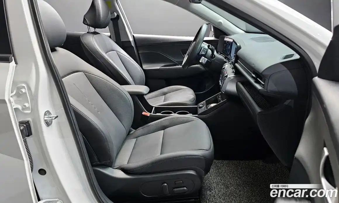 Hyundai Kona 2025 1.6 гидро в Москве № 1757256, фото 17