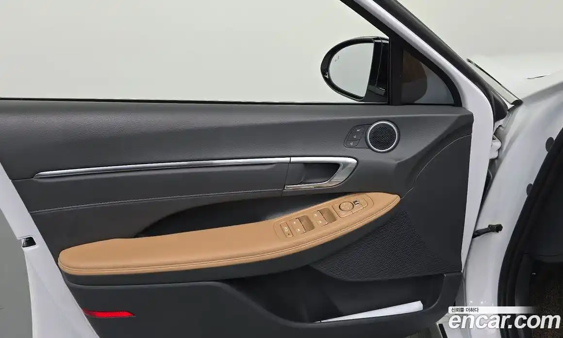 Hyundai Sonata 2022 1.6 гидро в Москве № 1757543, фото 14