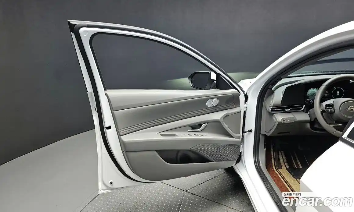Hyundai Avante 2025 1.6 гидро в Москве № 1830292, фото 14