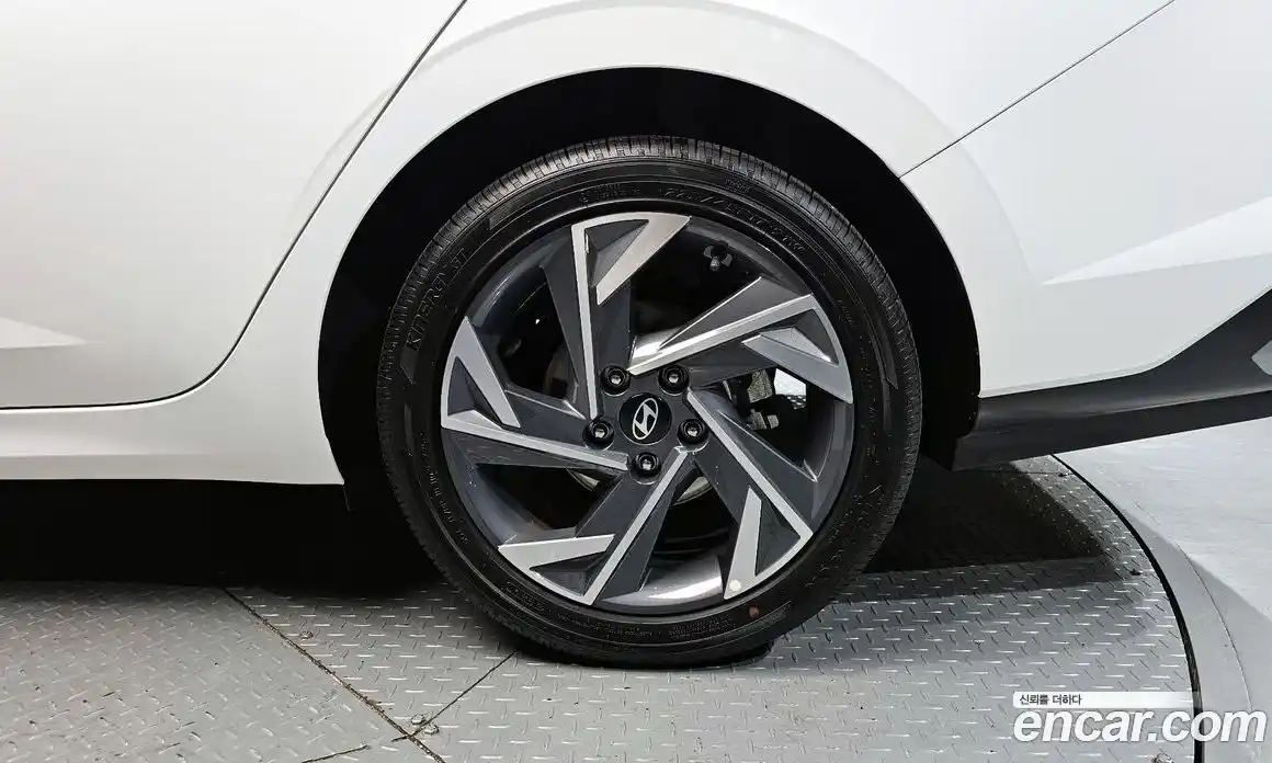 Hyundai Avante 2025 1.6 гидро в Москве № 1830292, фото 7