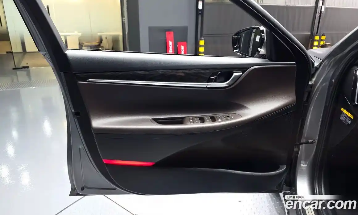 Hyundai Grandeur 2018 2.4 гидро в Москве № 1830773, фото 14