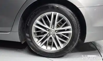 Hyundai Grandeur 2018 2.4 гидро в Москве № 1830773, миниатюра 7