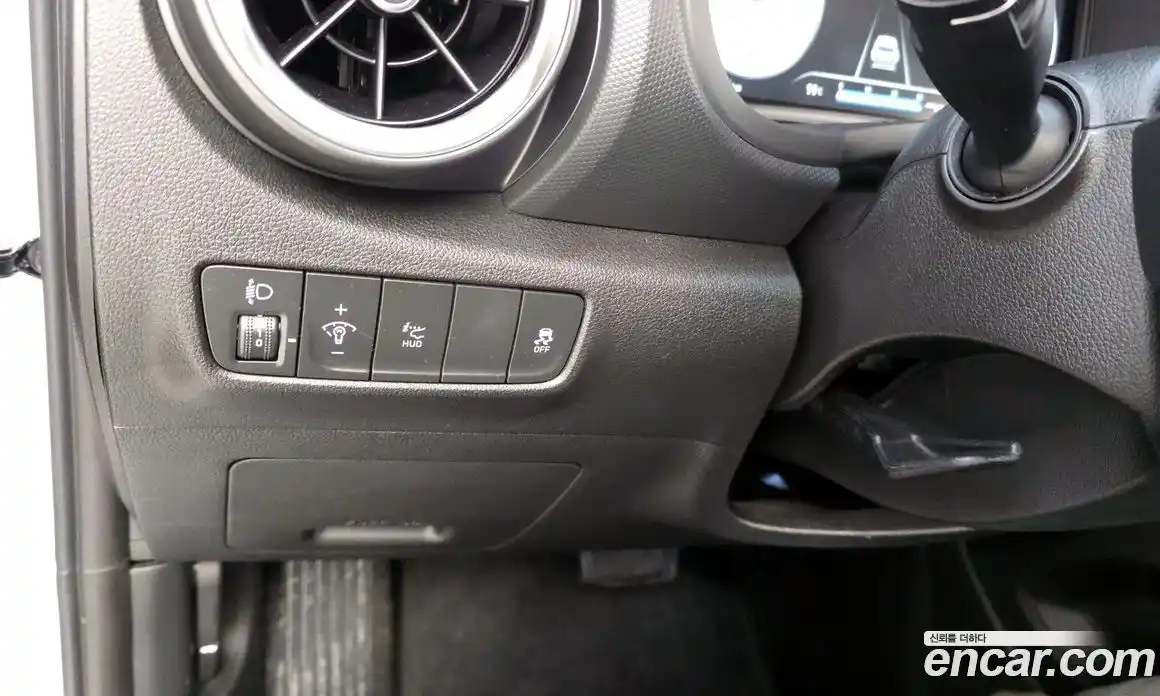 Hyundai Kona 2022 1.6 гидро в Москве № 1830915, фото 16