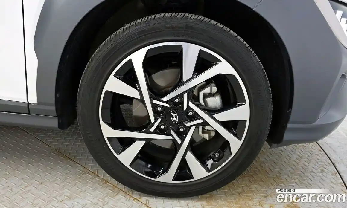 Hyundai Kona 2022 1.6 гидро в Москве № 1830915, фото 7