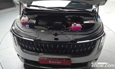 Kia Canival 2024 1.6 гидро в Москве № 1831330, миниатюра 6
