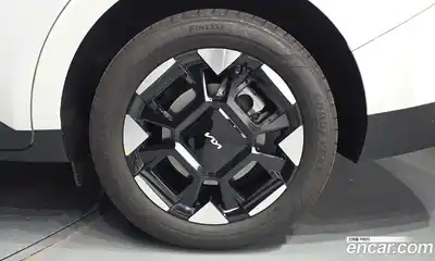 Kia Canival 2024 1.6 гидро в Москве № 1831330, миниатюра 7