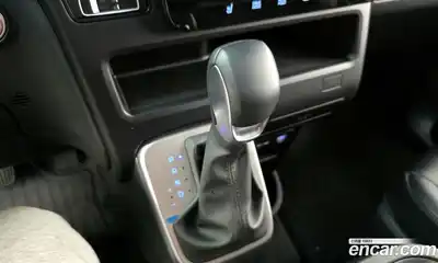 Hyundai Staria 2024 3.5 гидро в Москве № 1903461, миниатюра 12