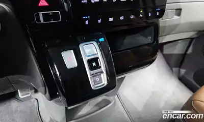 Hyundai Staria 2024 2.2 гидро в Москве № 1903608, миниатюра 12