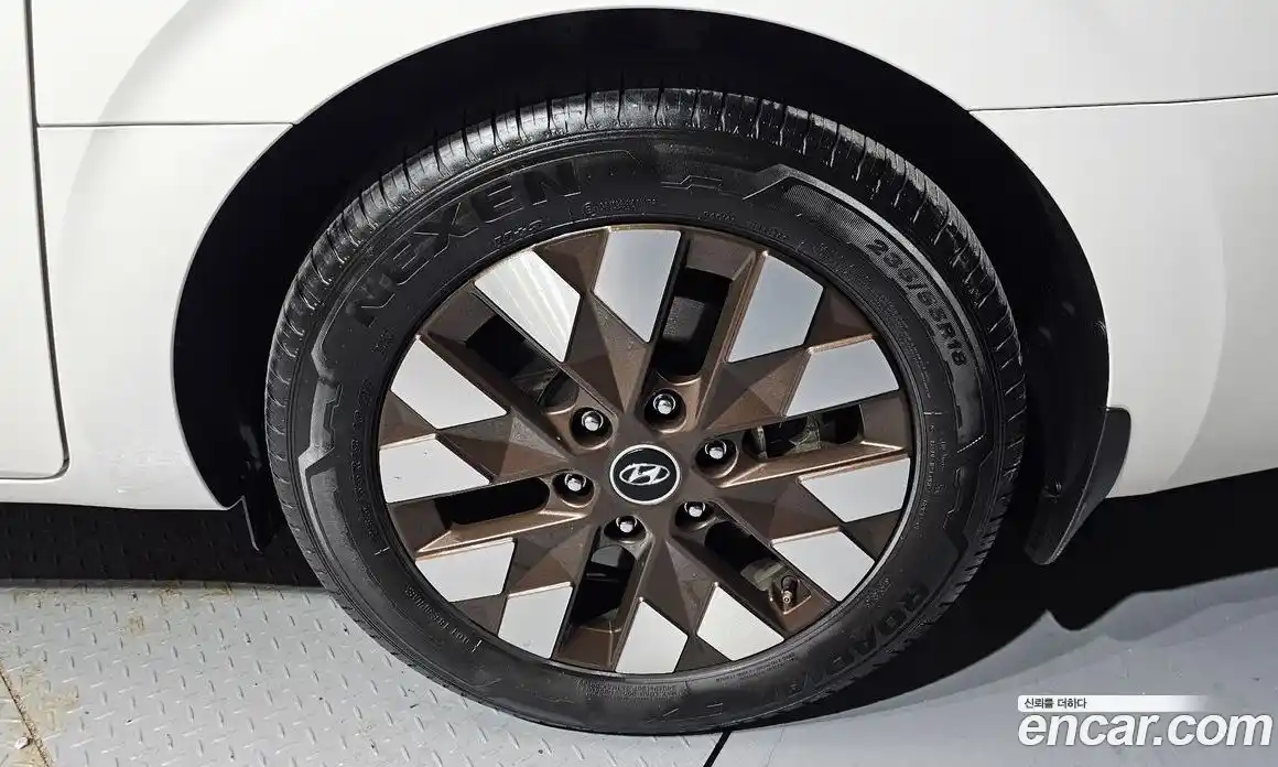 Hyundai Staria 2024 2.2 гидро в Москве № 1903608, фото 7