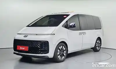 Hyundai Staria, 2023