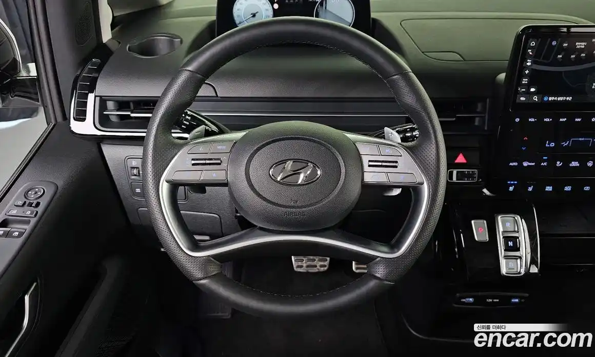 Hyundai Staria 2023 2.2 гидро в Москве № 1903724, фото 13