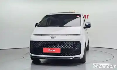 Hyundai Staria 2023 2.2 гидро в Москве № 1903724, миниатюра 3