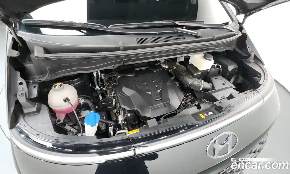 Hyundai Staria 2023 3.5 гидро в Москве № 1903870, фото 6