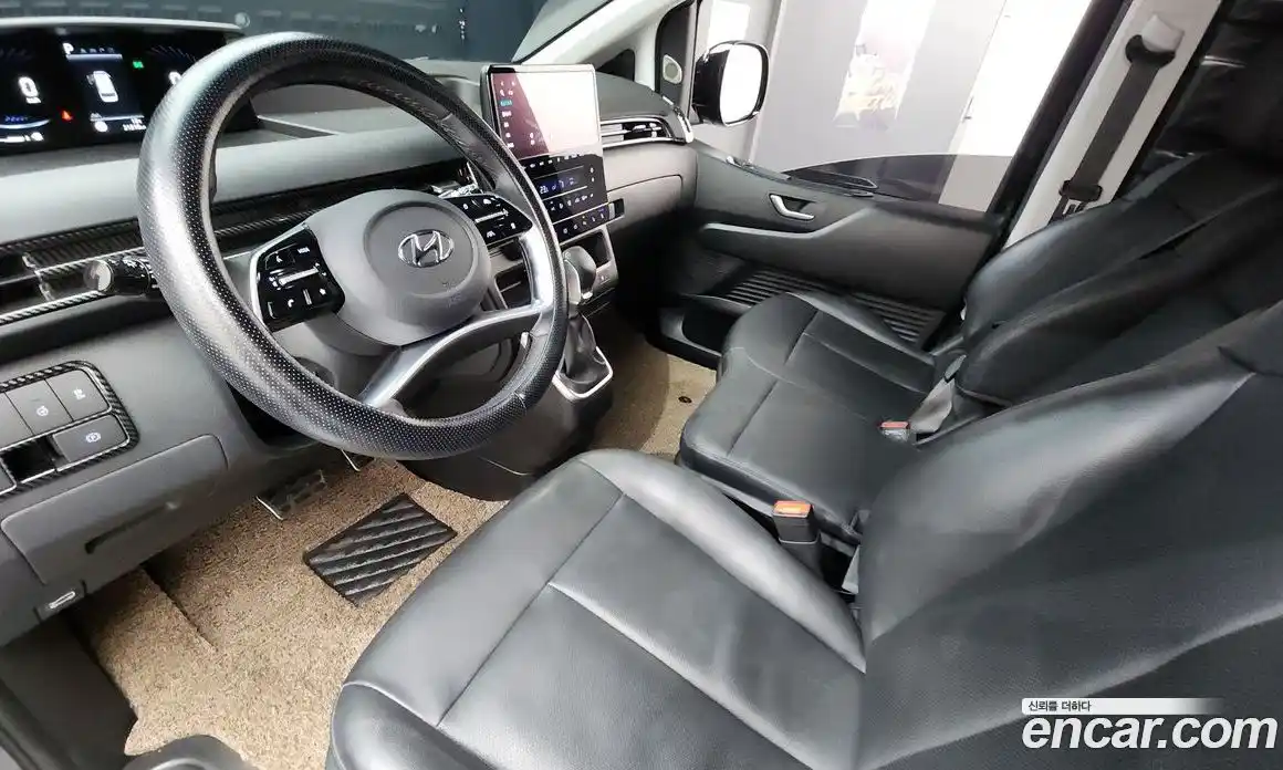 Hyundai Staria 2023 3.5 гидро в Москве № 1903870, фото 7