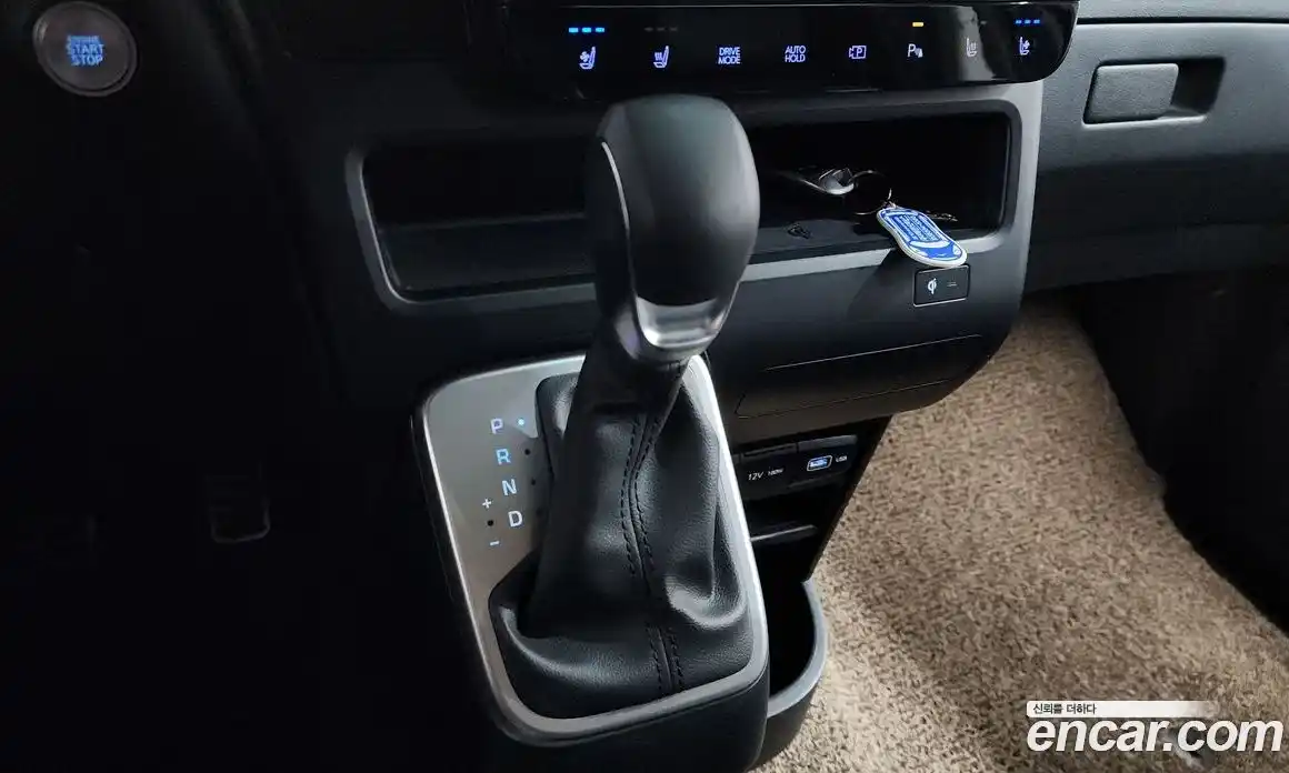 Hyundai Staria 2023 3.5 гидро в Москве № 1903870, фото 9