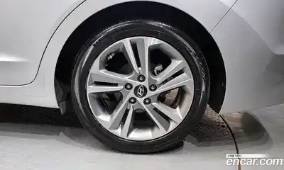 Hyundai Avante 2017 1.6 гидро в Москве № 1903961, миниатюра 7