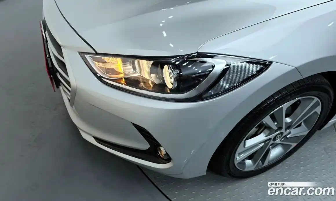 Hyundai Avante 2017 1.6 гидро в Москве № 1903961, фото 8