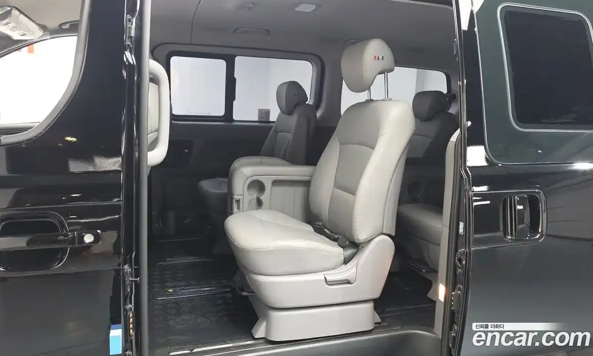 Hyundai Starex 2020 2.5 гидро в Москве № 1903974, фото 17