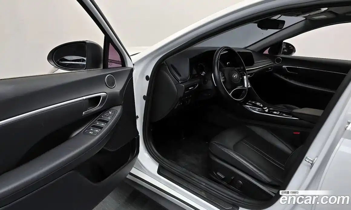 Hyundai Sonata 2020 2.0 гидро в Москве № 1904095, фото 13
