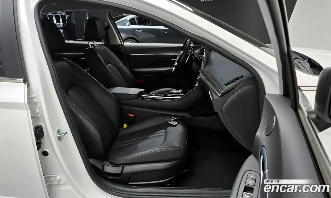 Hyundai Sonata 2020 2.0 гидро в Москве № 1904095, фото 16