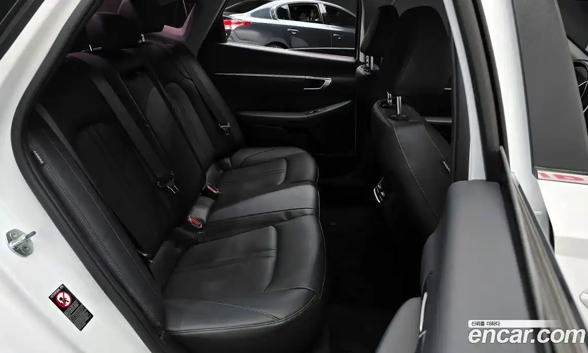 Hyundai Sonata 2020 2.0 гидро в Москве № 1904095, фото 17