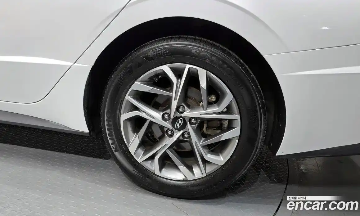 Hyundai Sonata 2020 2.0 гидро в Москве № 1904095, фото 7