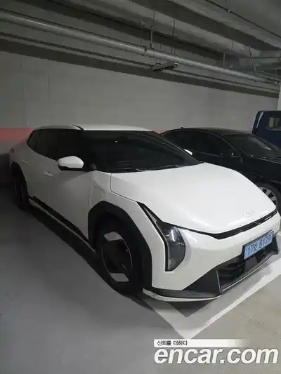 Kia EV4 2026 гидро в Москве № 1904223, миниатюра 2