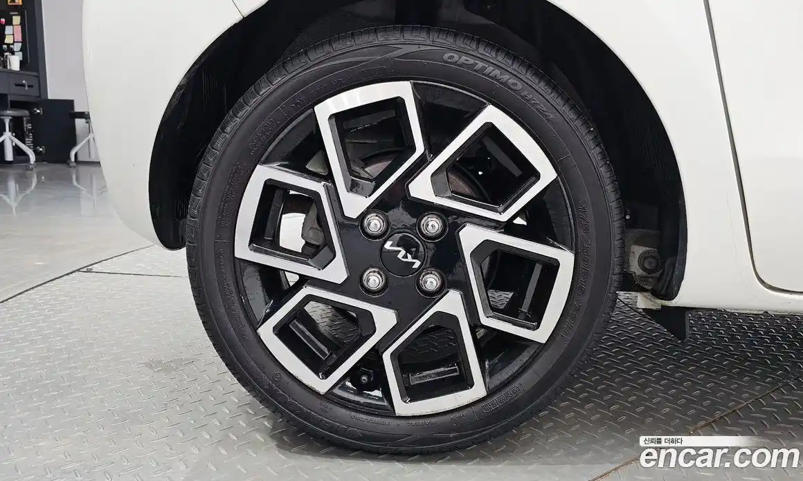 Kia Ray 2023 1.0 гидро в Москве № 1904946, фото 4