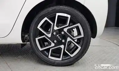 Kia Ray 2023 1.0 гидро в Москве № 1904946, миниатюра 6