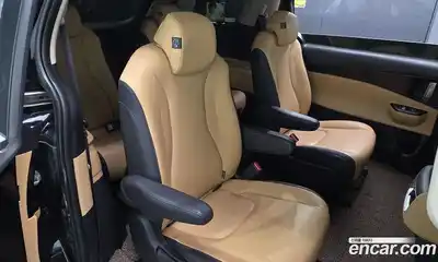 Kia Canival 2023 2.2 гидро в Москве № 1905173, миниатюра 12