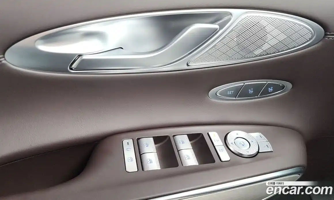 Genesis GV70 2025 2.5 гидро в Москве № 1905217, фото 30