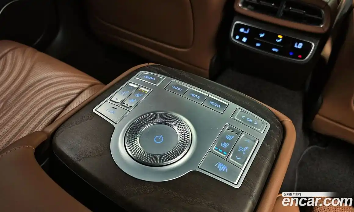 Genesis G80 2020 2.5 гидро в Москве № 1905659, фото 25