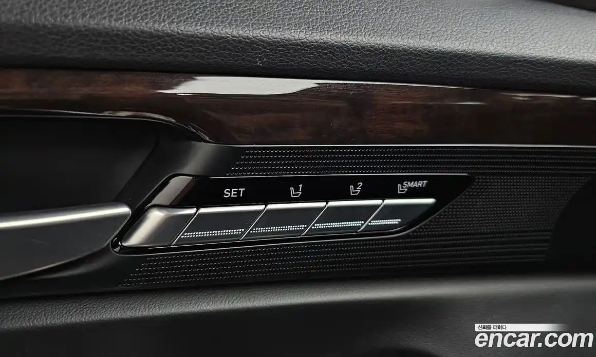 Genesis EQ900 2016 3.8 гидро в Москве № 1905673, фото 36