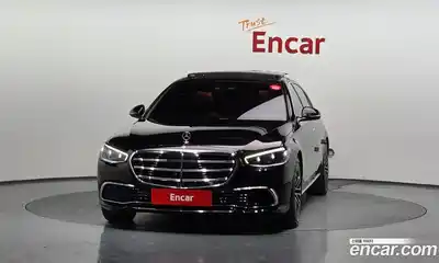 Mercedes-Benz S-Class 2023 3.0 гидро в Москве № 1905734, миниатюра 3