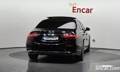 Mercedes-Benz S-Class 2023 3.0 гидро в Москве № 1905734, миниатюра 4