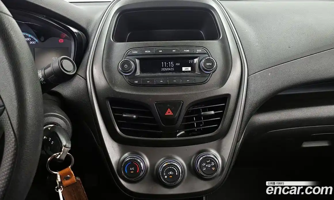 Chevrolet Spark 2018 1.0 механика в Москве, фото 14