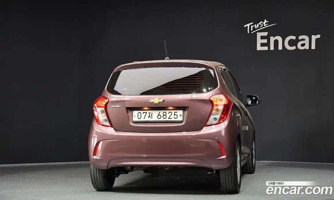 Chevrolet Spark 2018 1.0 механика в Москве, фото 4