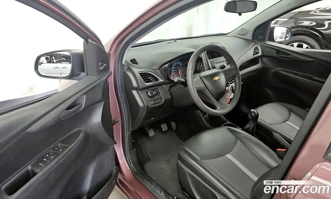 Chevrolet Spark 2018 1.0 механика в Москве, фото 10