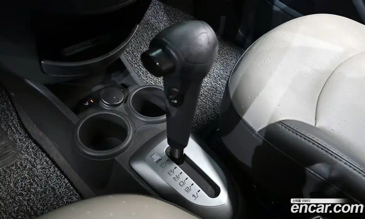 Chevrolet Spark 2012 1.0 гидро в Москве № 1907684, фото 9